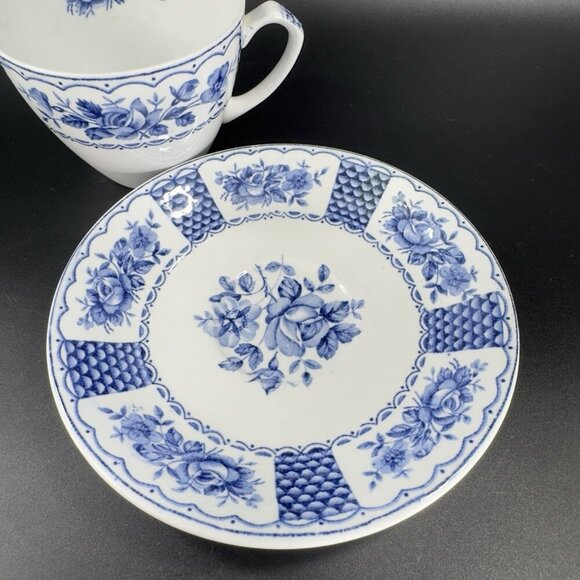 Alfred Meakin Melody Blue White Porcelain Tea Cup and Saucer Set England VTG - Picture 11 of 11